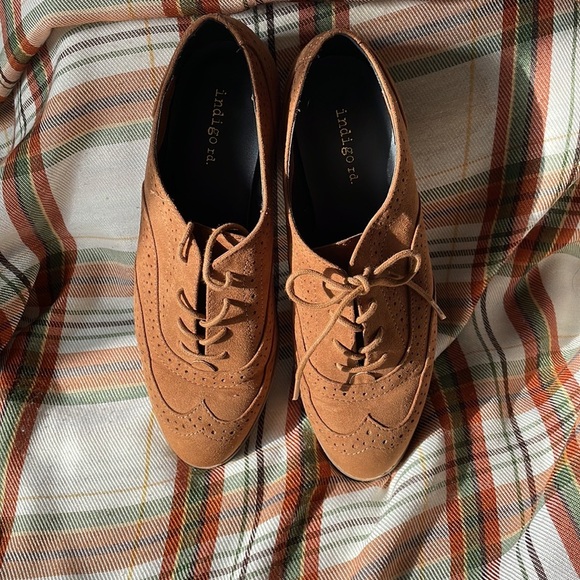 INDIGO RD. HOURS OXFORD
Get a cool, casual look in the Indigo Rd. Hours. - Picture 12 of 16